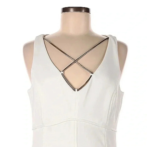 Guess | White Sheath Sleeveless V-Neck Cocktail Party Dress Size 12 Large L - Picture 3 of 3
